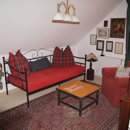 Grosse Ferienwohnung Heiligenstedten Екстериор снимка